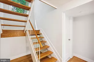 8206 Stone Trail Dr, Bethesda, MD 20817 - Photo 5