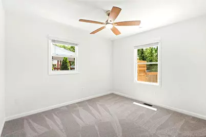 8 Oak Avenue, Gaithersburg, MD 20877 - Photo 11