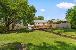 8 Oak Ave, Gaithersburg, MD 20877 - Photo 13