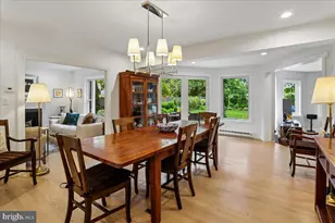 139 Hesketh St, Chevy Chase, MD 20815 - Photo 3