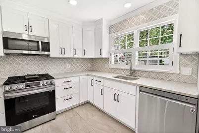 11905 Hunters Lane, Rockville, MD 20852 - Photo 19