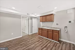 11905 Hunters Ln, Rockville, MD 20852 - Photo 33