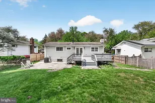 11905 Hunters Ln, Rockville, MD 20852 - Photo 3