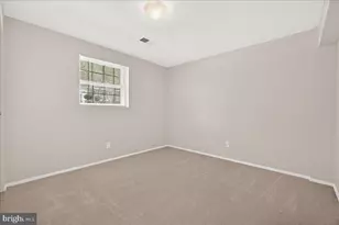 11905 Hunters Ln, Rockville, MD 20852 - Photo 25