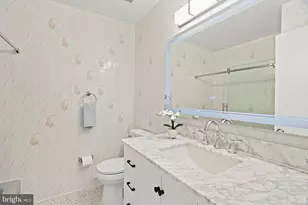 6607 Lone Oak Dr, Bethesda, MD 20817 - Photo 39