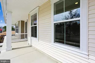 102 Allen Ln, Poolesville, MD 20837 - Photo 5