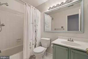 18036 Rolling Meadow Way, Olney, MD 20832 - Photo 15
