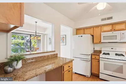 10 Monroe Street #302, Rockville, MD 20850 - Photo 9