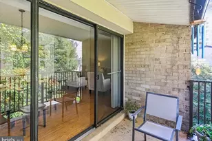 10 Monroe St, Rockville, MD 20850 - Photo 21