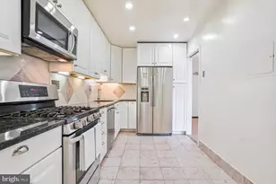 5500 Friendship Blvd, Chevy Chase, MD 20815 - Photo 17