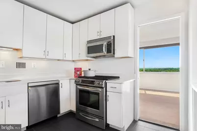 5500 Friendship Boulevard #2017N, Chevy Chase, MD 20815 - Photo 19