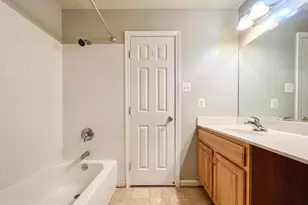 35 Pickering Ct, Germantown, MD 20874 - Photo 19
