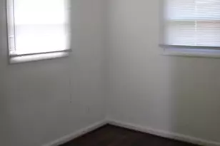 12010 Ashley Dr SE, Rockville, MD 20852 - Photo 11