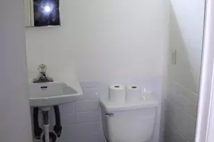12010 Ashley Dr SE, Rockville, MD 20852 - Photo 17