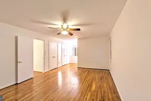8835 Tuckerman Ln, Potomac, MD 20854 - Photo 11