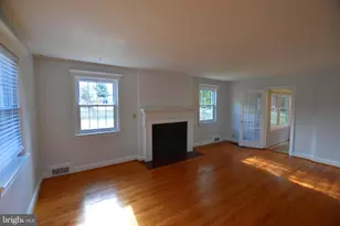 10118 Cedar Ln, Kensington, MD 20895 - Photo 3