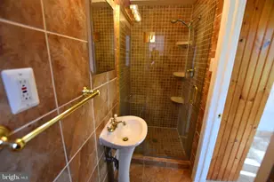 10118 Cedar Ln, Kensington, MD 20895 - Photo 11