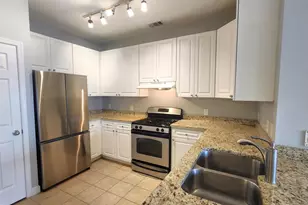 501 Hungerford Dr, Rockville, MD 20850 - Photo 15