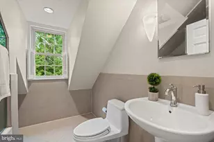 5511 Bradley Blvd, Bethesda, MD 20814 - Photo 27