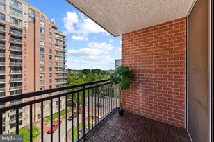 11710 Old Georgetown Rd, North Bethesda, MD 20852 - Photo 3