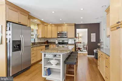 19201 Forest Brook Road, Germantown, MD 20874 - Photo 3