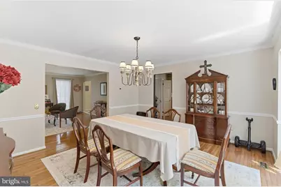 19201 Forest Brook Road, Germantown, MD 20874 - Photo 9