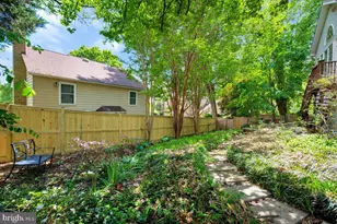 8929 Colesville Rd, Silver Spring, MD 20910 - Photo 41