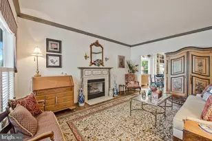 8929 Colesville Rd, Silver Spring, MD 20910 - Photo 11