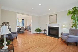 23816 Echo Creek Ct, Gaithersburg, MD 20882 - Photo 11