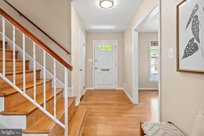 7018 Old Cabin Lane, North Bethesda, MD 20852 - Photo 3