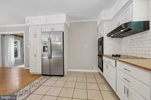 10410 Gary Rd, Potomac, MD 20854 - Photo 23