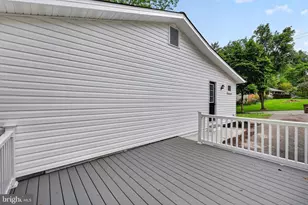 731 Owens St, Rockville, MD 20850 - Photo 3