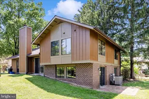 10704 Wayridge Dr, Montgomery Village, MD 20886 - Photo 5