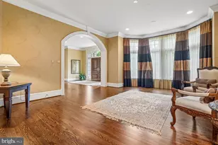 10420 Riverwood Dr, Potomac, MD 20854 - Photo 41