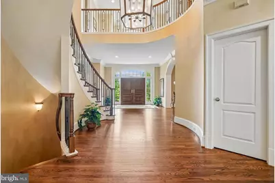 10420 Riverwood Drive, Potomac, MD 20854 - Photo 11