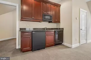 10420 Riverwood Dr, Potomac, MD 20854 - Photo 97