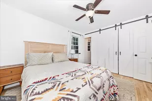28513 Woodview Dr, Damascus, MD 20872 - Photo 19