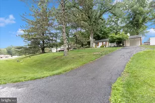 28513 Woodview Dr, Damascus, MD 20872 - Photo 43