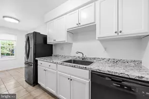 5 Normandy Square Ct, Silver Spring, MD 20906 - Photo 9