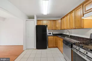5578 Burnside Dr, Rockville, MD 20853 - Photo 13