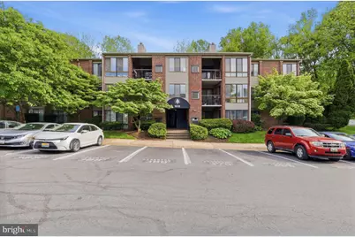 18110 Chalet Drive #104, Germantown, MD 20874 - Photo 3