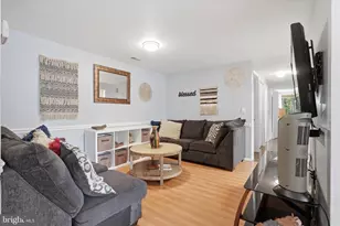 18110 Chalet Dr, Germantown, MD 20874 - Photo 9