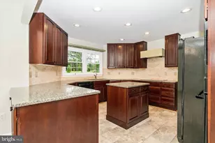 8405 St Regis Way, Gaithersburg, MD 20886 - Photo 19