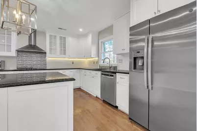 8616 Chateau Drive, Potomac, MD 20854 - Photo 11