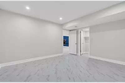 8616 Chateau Drive, Potomac, MD 20854 - Photo 47