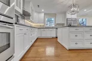 8616 Chateau Dr, Potomac, MD 20854 - Photo 13