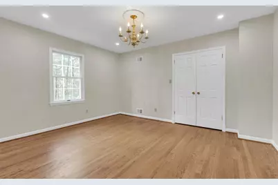 8616 Chateau Drive, Potomac, MD 20854 - Photo 33