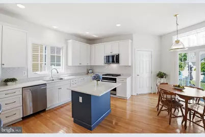 968 Featherstone Street, Gaithersburg, MD 20878 - Photo 3