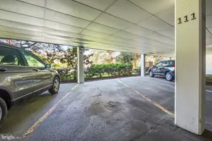 7501 Democracy Blvd, Bethesda, MD 20817 - Photo 29