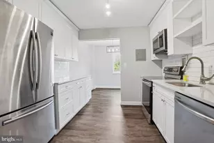 7501 Democracy Blvd, Bethesda, MD 20817 - Photo 9